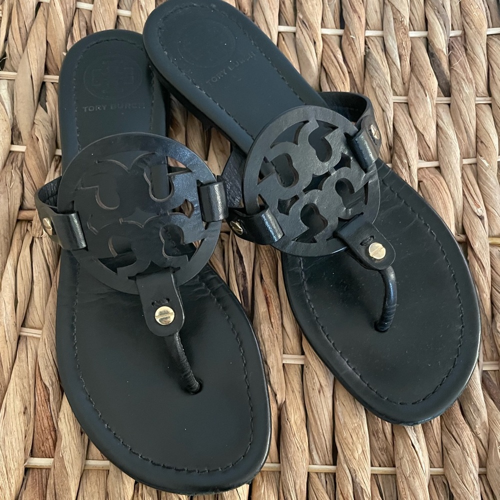tory burch sandals